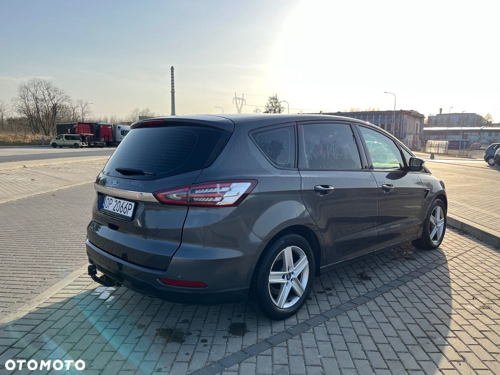 Ford S-Max 2.0 TDCi Titanium PowerShift - 6