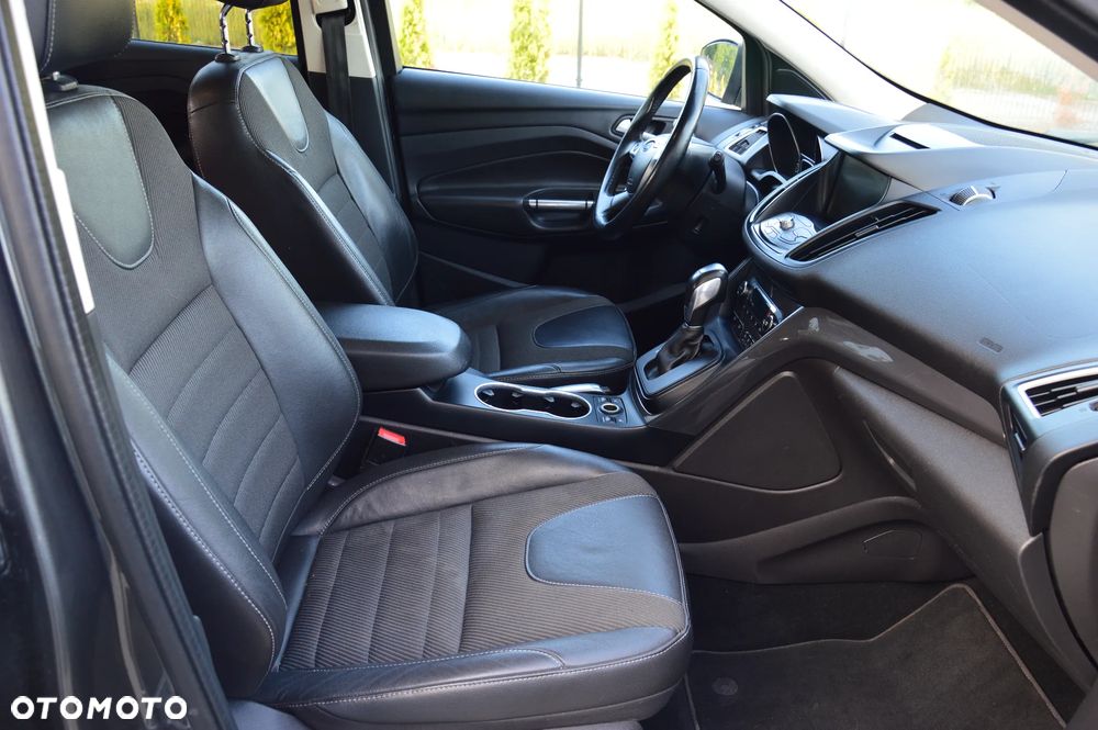Ford Kuga 2.0 TDCi 4WD Titanium - 22