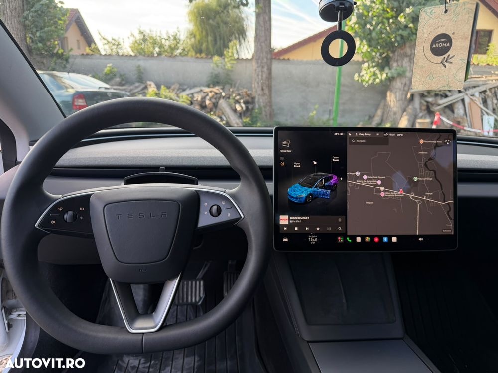 Tesla Model 3 - 13