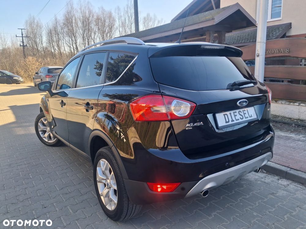 Ford Kuga 2.0 TDCi 2x4 Titanium - 34