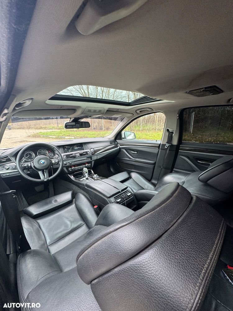 BMW Seria 5 530d Touring Sport-Aut. Modern Line - 12