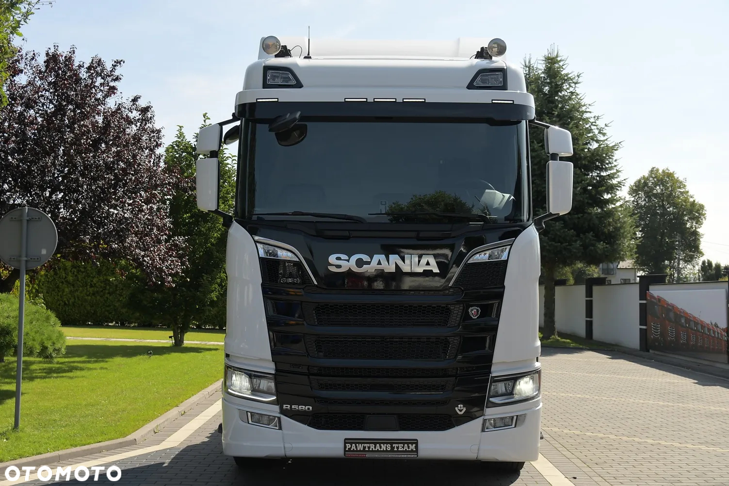 Scania R580///* V8///* 2017///* RETARDER///* 26000KG///* WIDELEC///* RAMA DO ZABUDOWY///* FUL LED///* SKÓRA///* SUPER ZADBANA! - 10