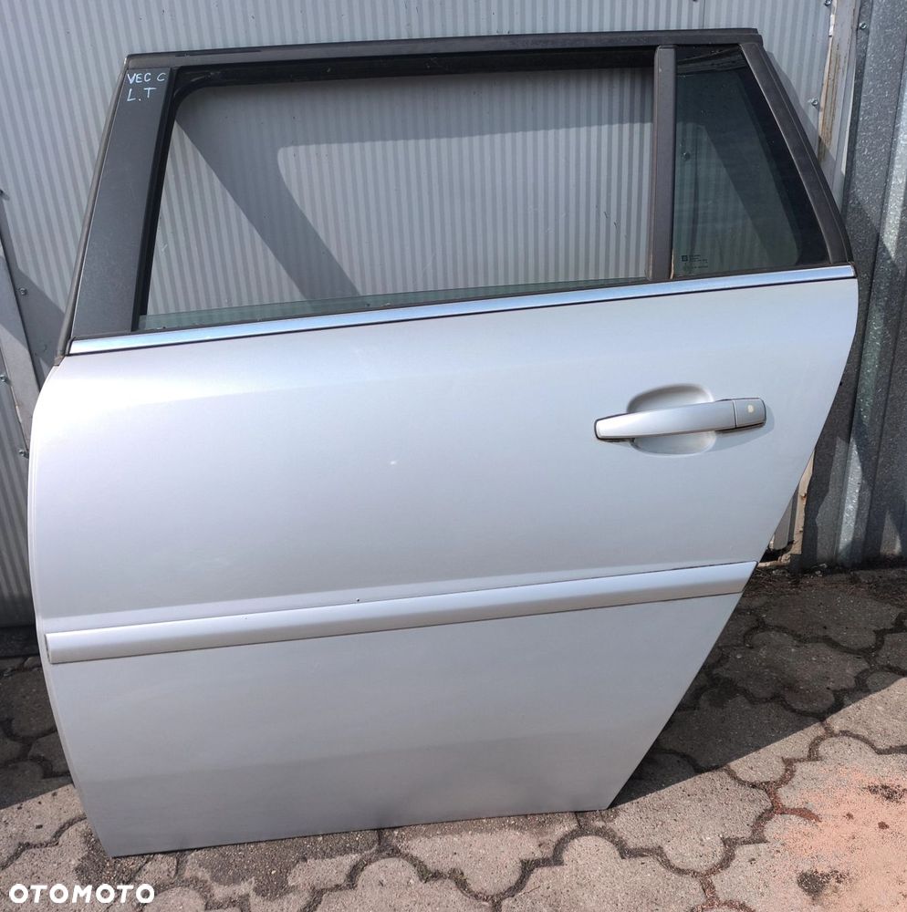 .Vectra C drzwi tylne tył LEWE kombi LIFT kolor Z157 bez malowania Opel - 1