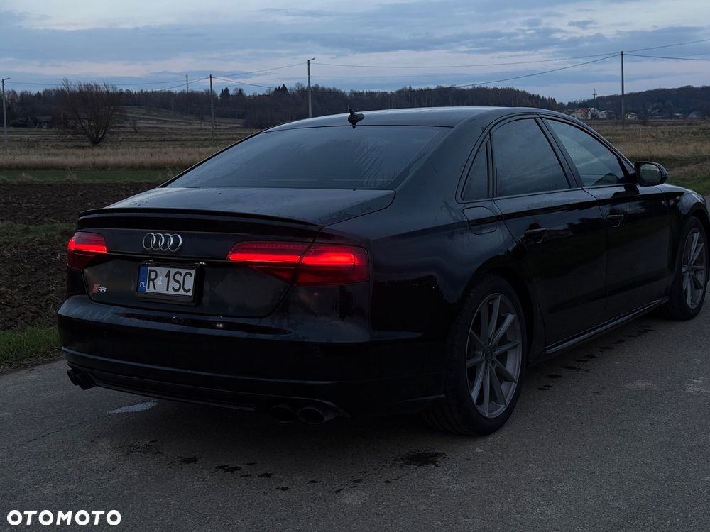 Audi S8 Plus 4.0 TFSI Quattro - 4