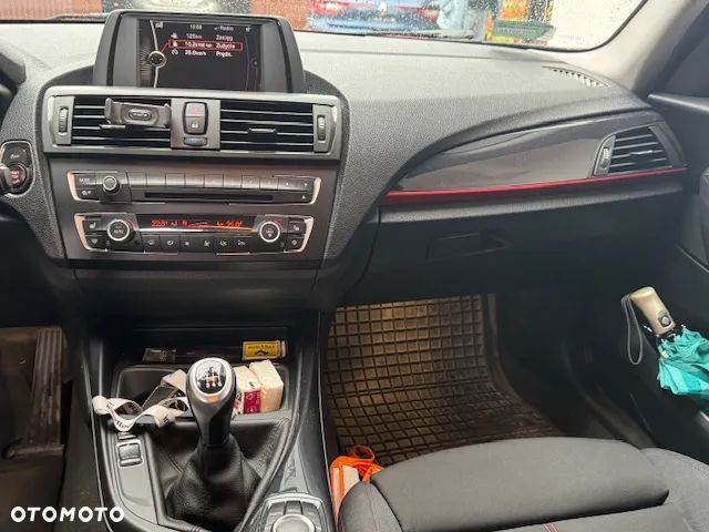 BMW Seria 1 118i Sport Line - 17