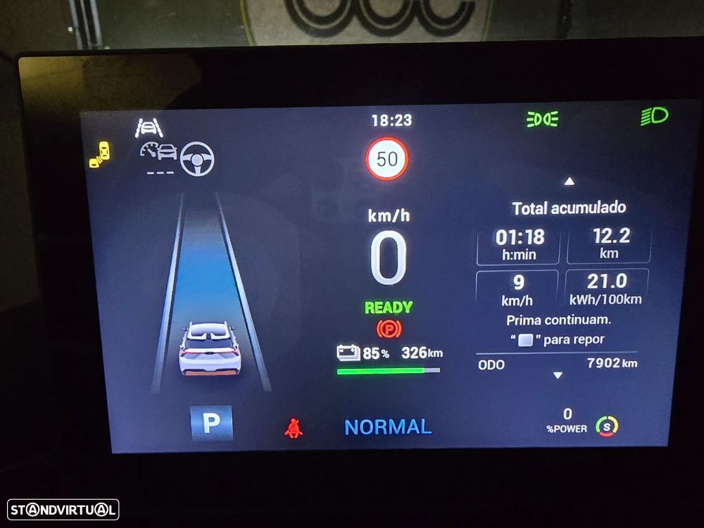 MG MG4 64 kWh XPower Luxury - 18