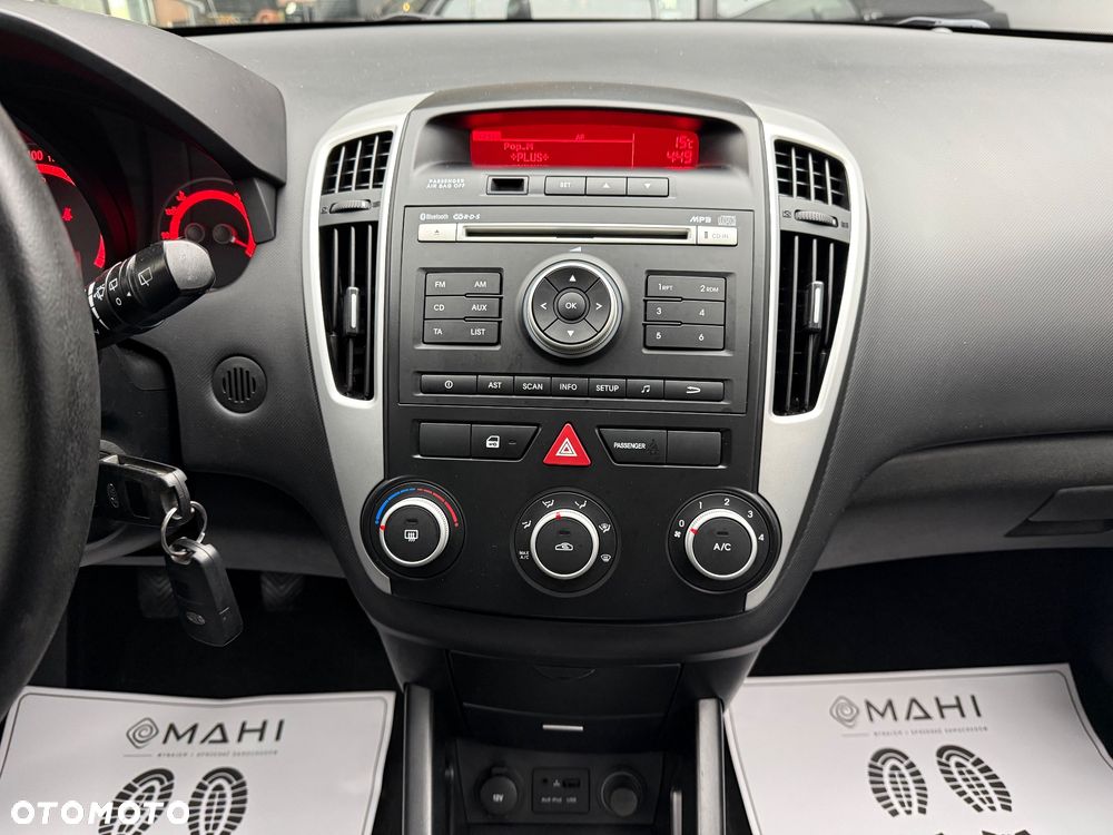 Kia Ceed Cee'd 1.4 Comfort - 21