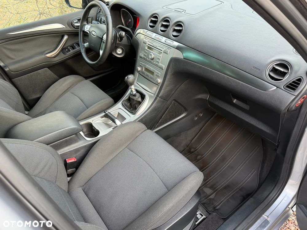 Ford S-Max 2.0 TDCi DPF Titanium - 23