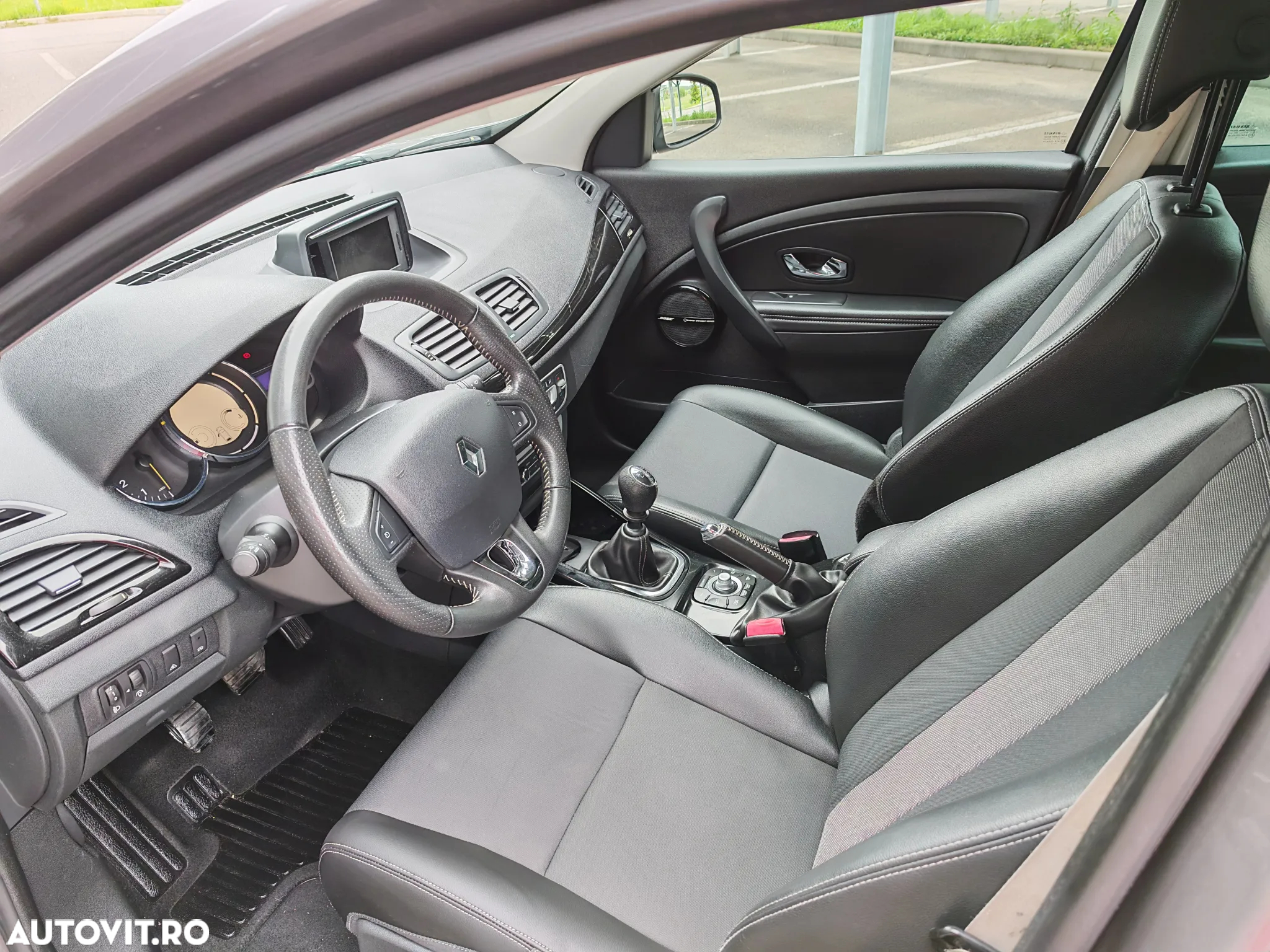 Renault Megane ENERGY dCi 130 BOSE EDITION - 24
