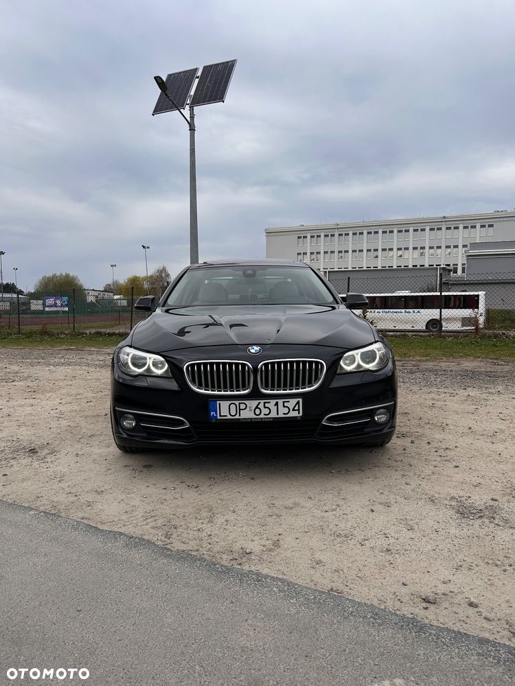 BMW Seria 5 530d xDrive Modern Line - 1