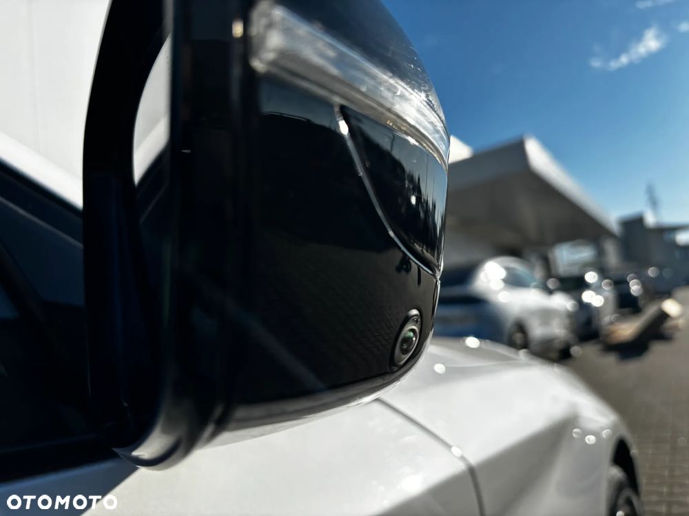 BMW Seria 5 530i GPF xDrive Sport Line sport - 20