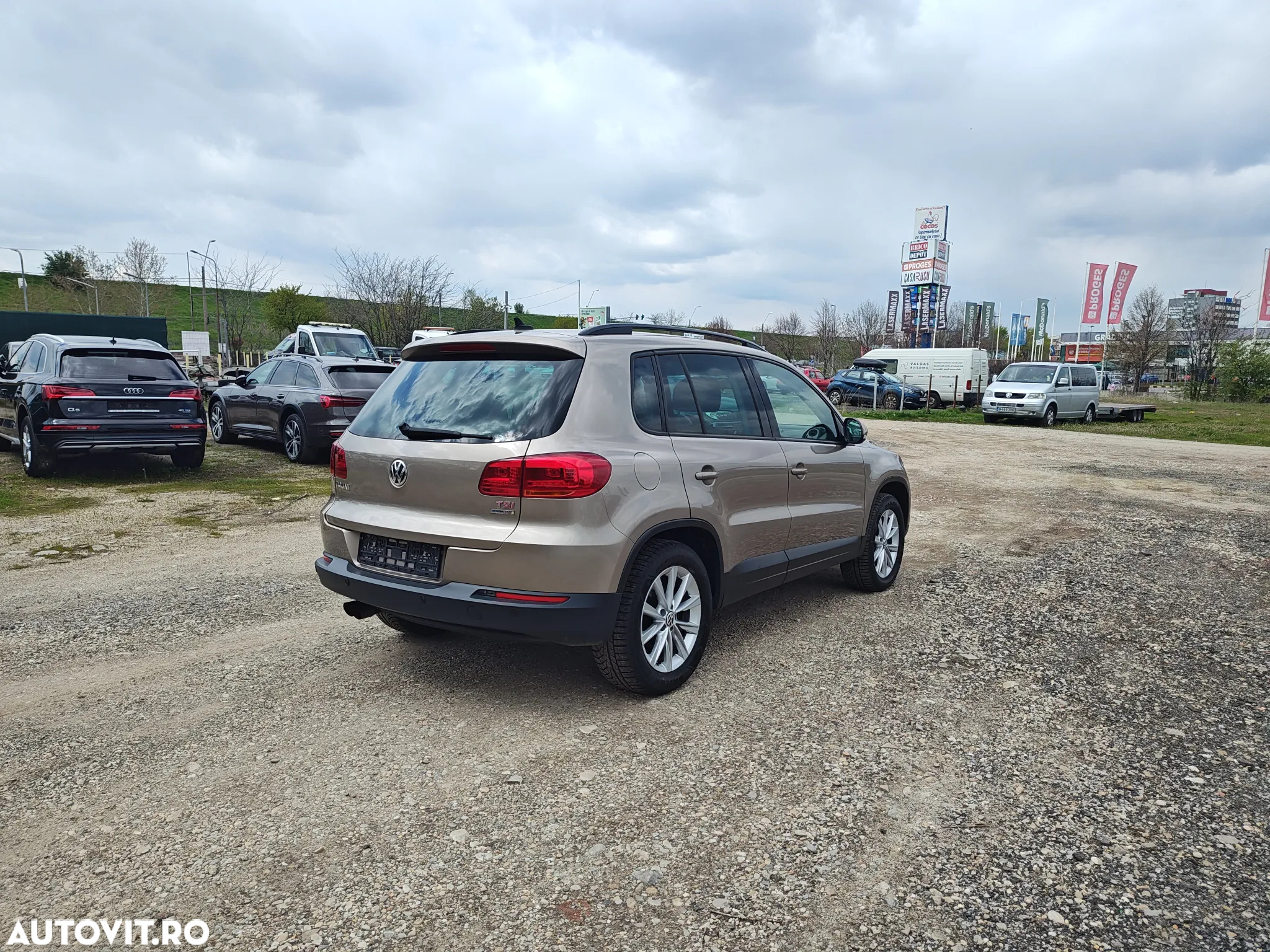 Volkswagen Tiguan 1.4 TSI BMT Sport&Style - 4