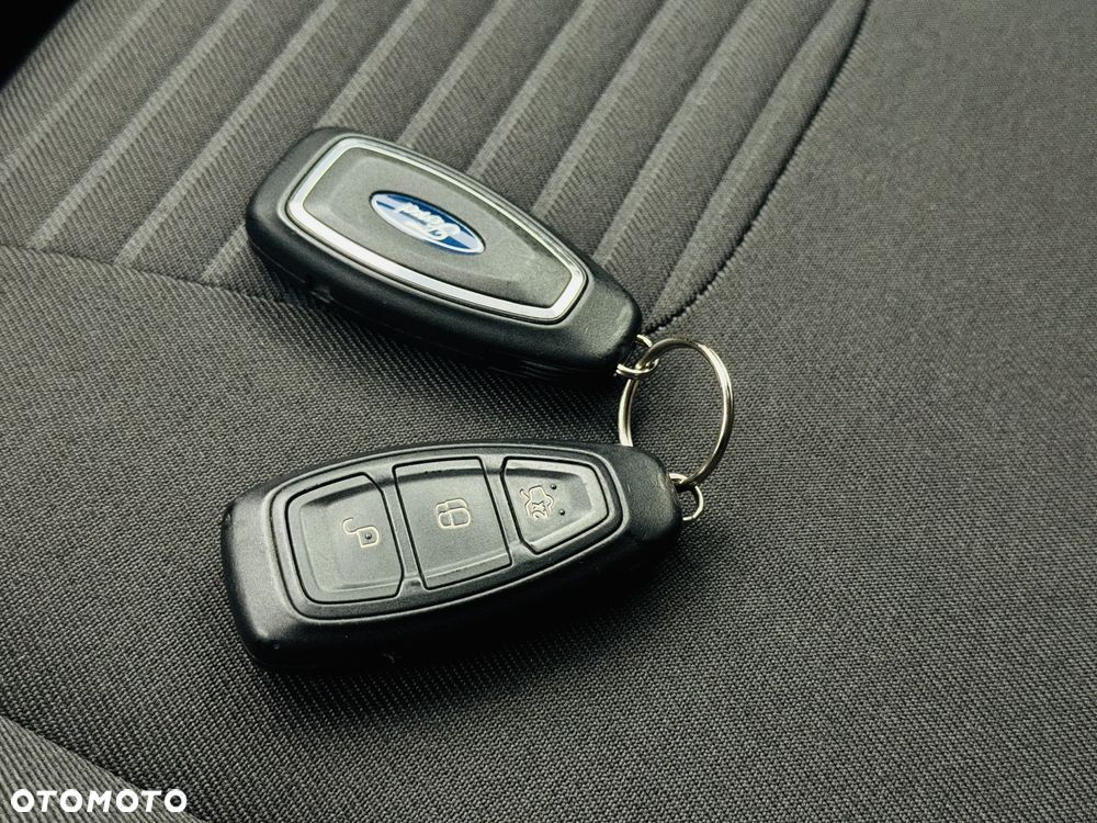 Ford Focus 2.0 TDCi Titanium ASS - 16