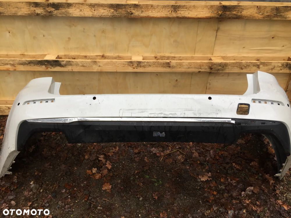 ZDERZAK Tylni - BMW Serii 5 (G31) Kombi Lift - Biały - 9498620