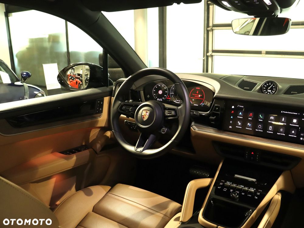 Porsche Cayenne Standard - 19