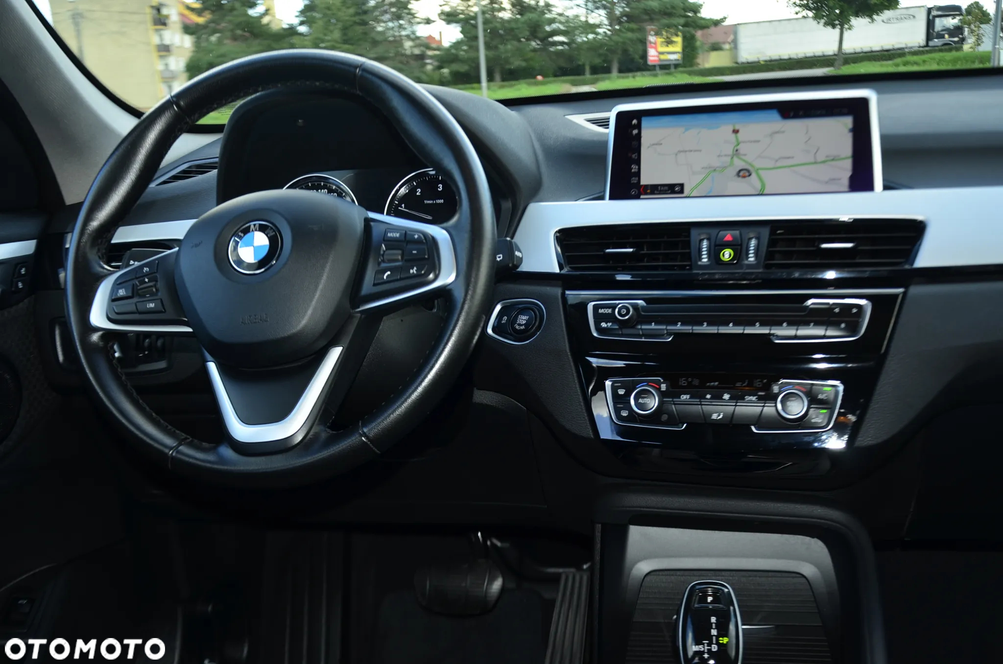BMW X1 sDrive18d Business Edition - 19