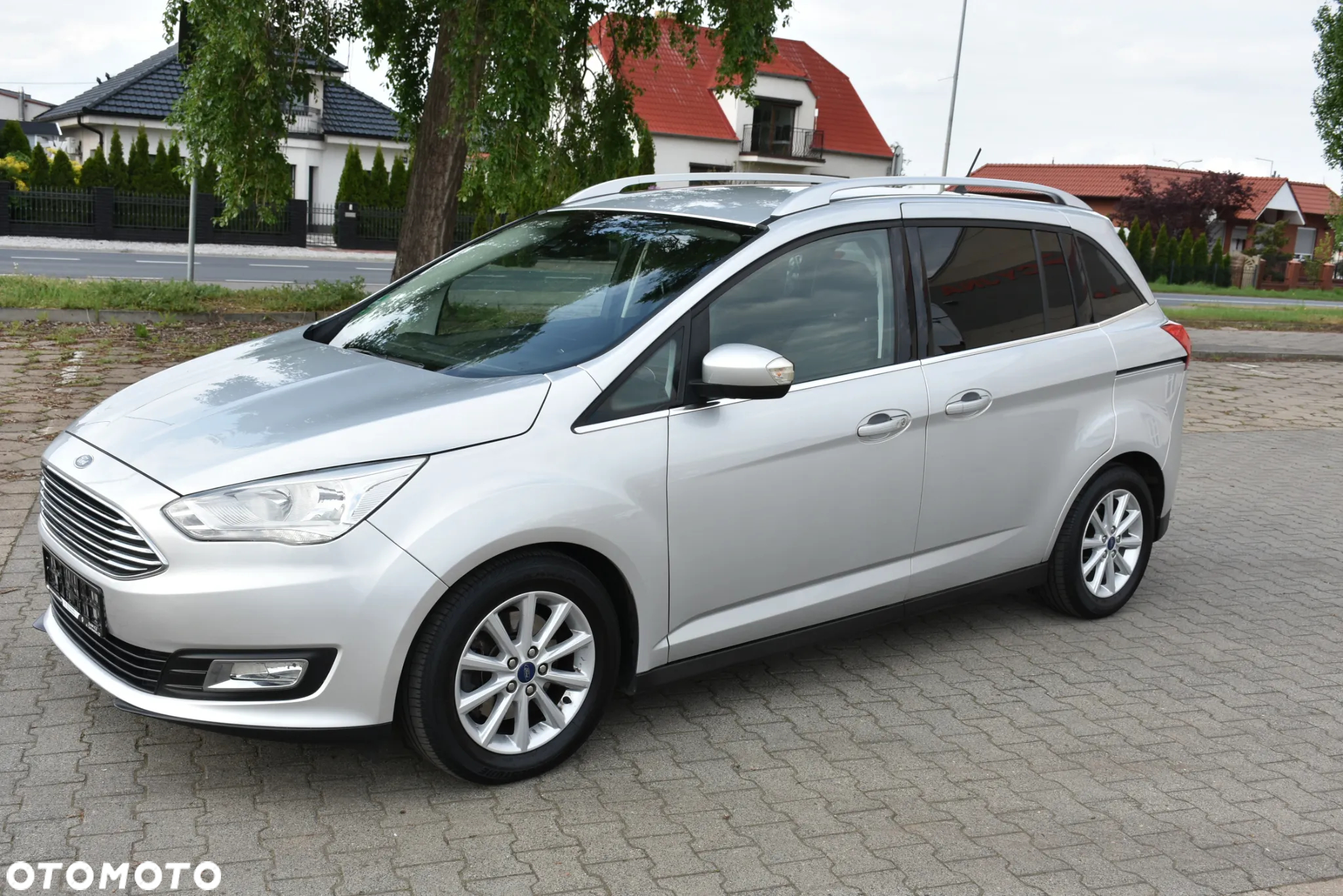 Ford Grand C-MAX Gr 1.5 TDCi Titanium - 5