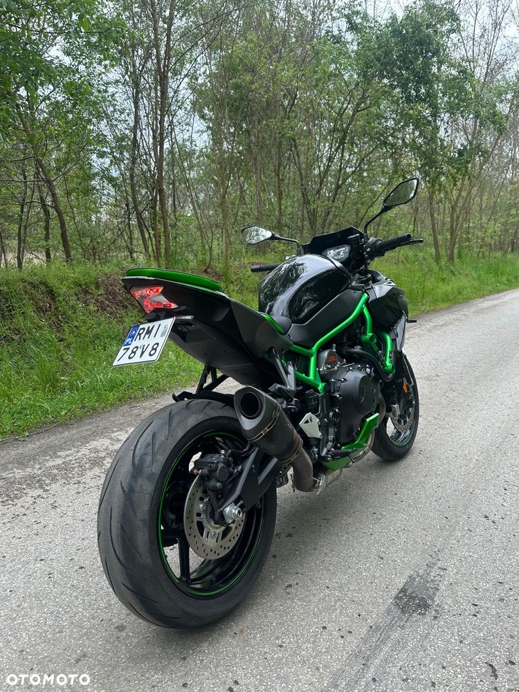 Kawasaki H2 - 6
