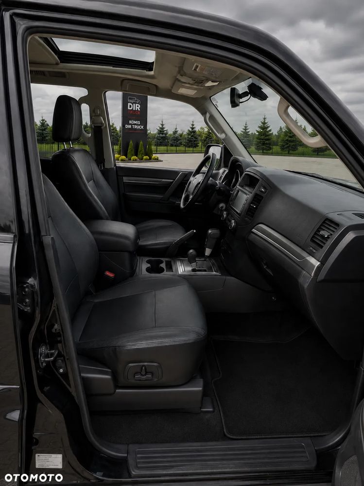 Mitsubishi Pajero 3.2 DID Instyle - 13
