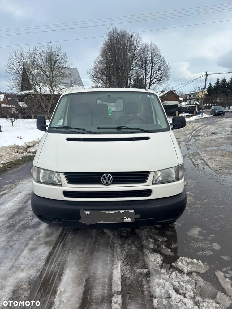 Volkswagen Transporter - 1