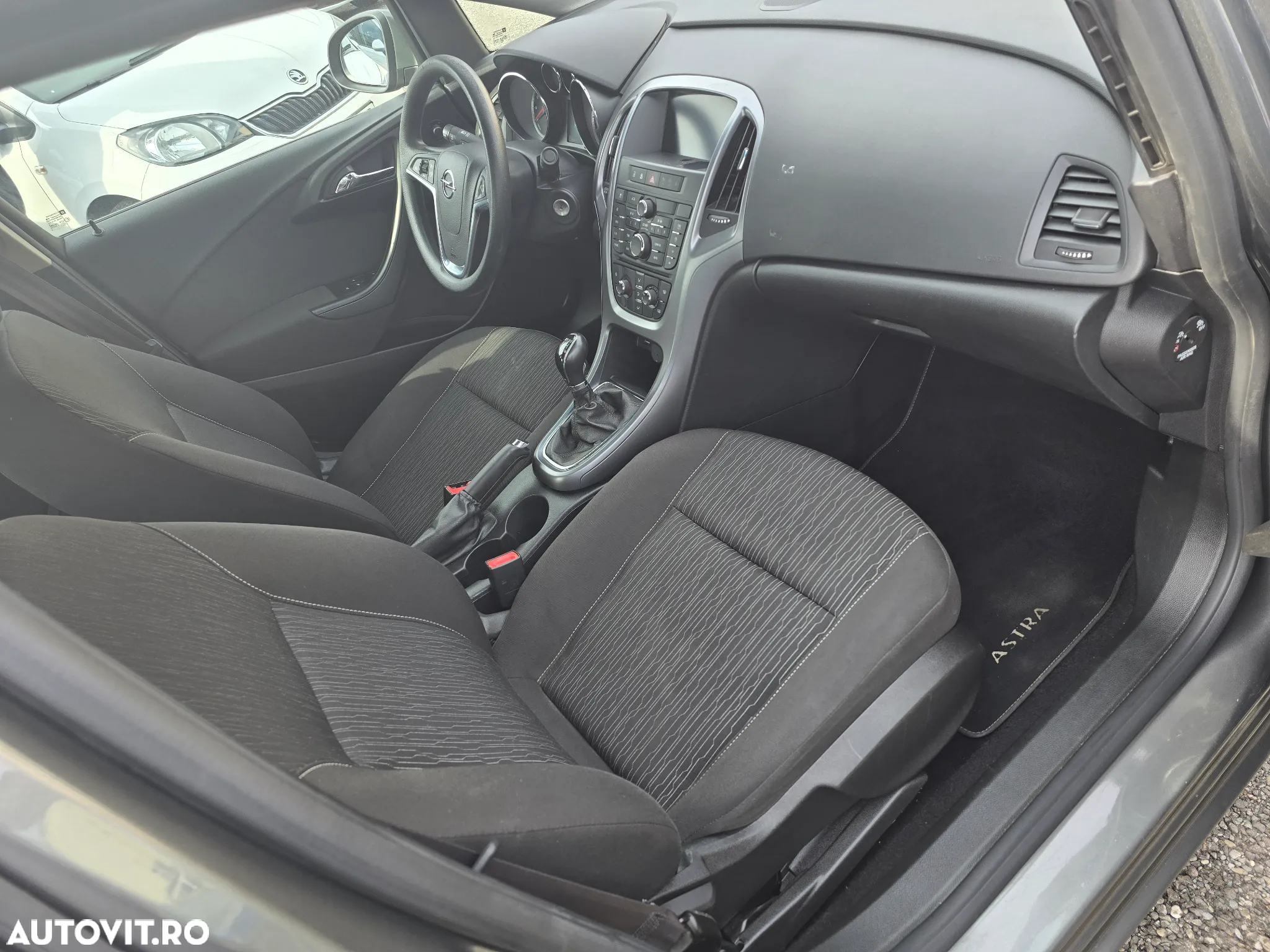 Opel Astra 1.4 ECOTEC Turbo Active - 11