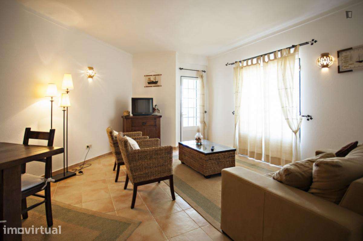 Apartamento com 2 quartos - localizado em Tavira - Grande imagem: 2/12