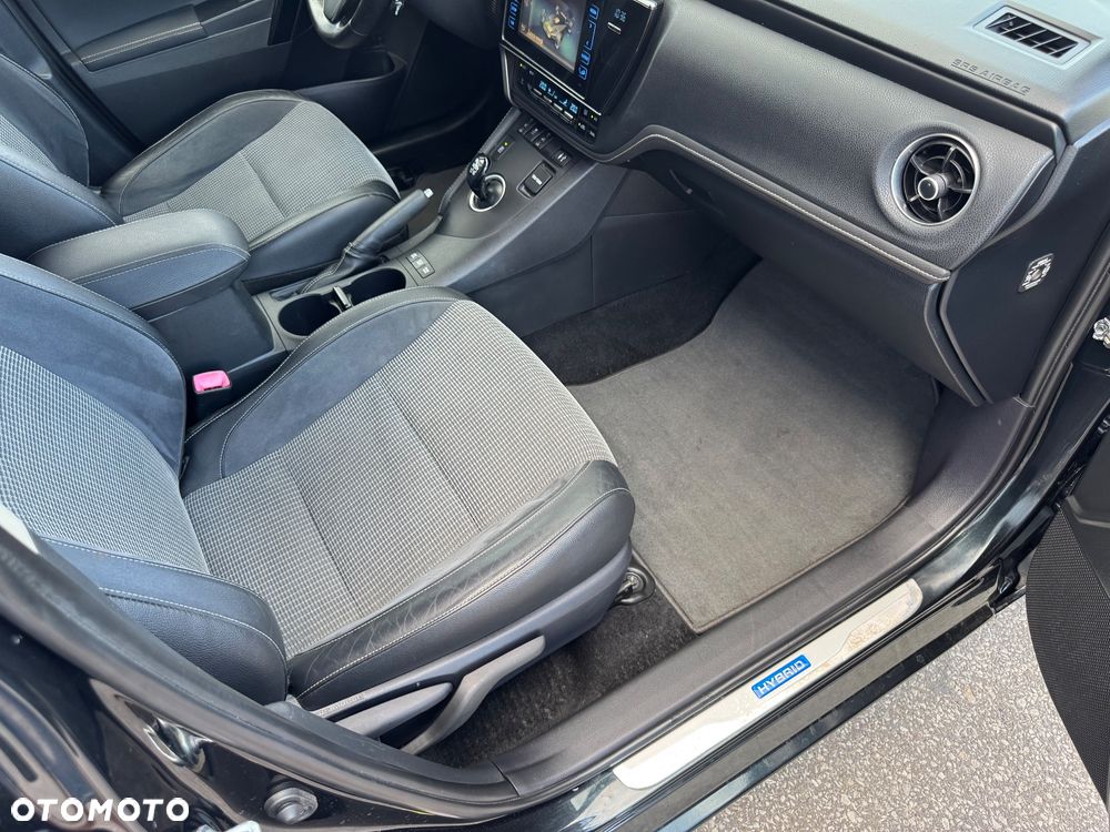 Toyota Auris - 21