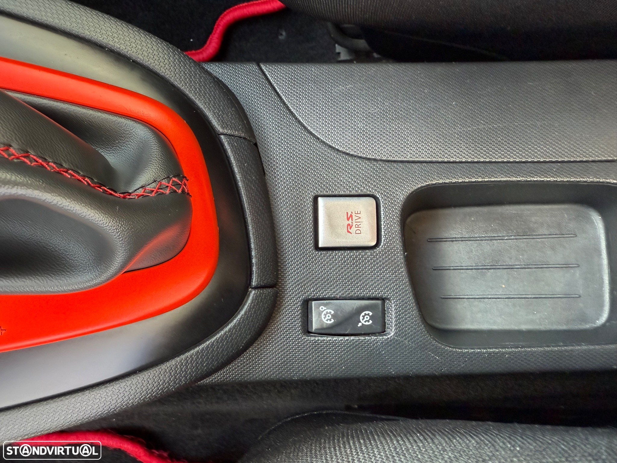 Renault Clio TCe 200 EDC Sport R.S. - 35