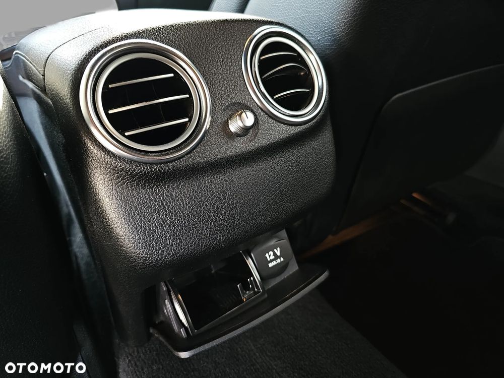Mercedes-Benz Klasa E 220 d 9G-TRONIC - 23