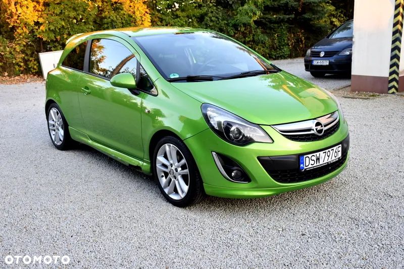 Opel Corsa 1.4 16V Edition 150 - 5