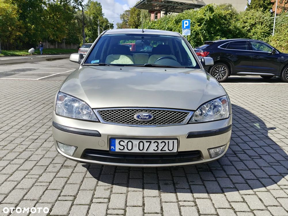 Ford Mondeo 1.8 Gold X - 27
