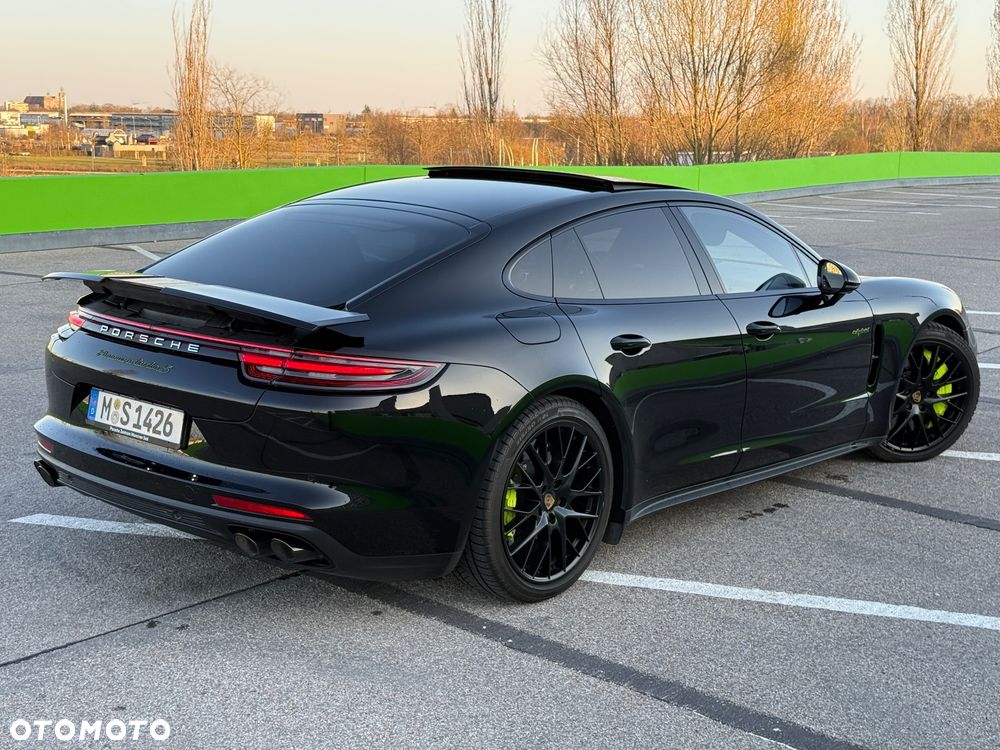 Porsche Panamera Turbo S - 3