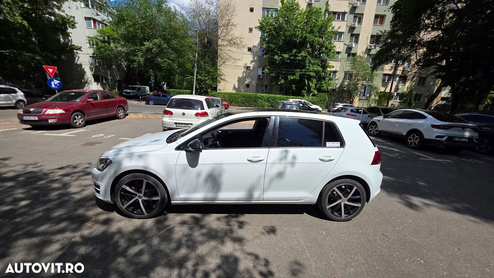 Volkswagen Golf 1.6 TDI DPF BlueMotion Technology Comfortline - 6
