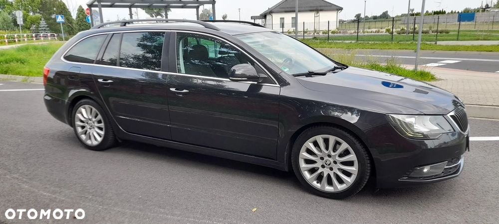 Skoda Superb 2.0 TDI Exclusive - 20