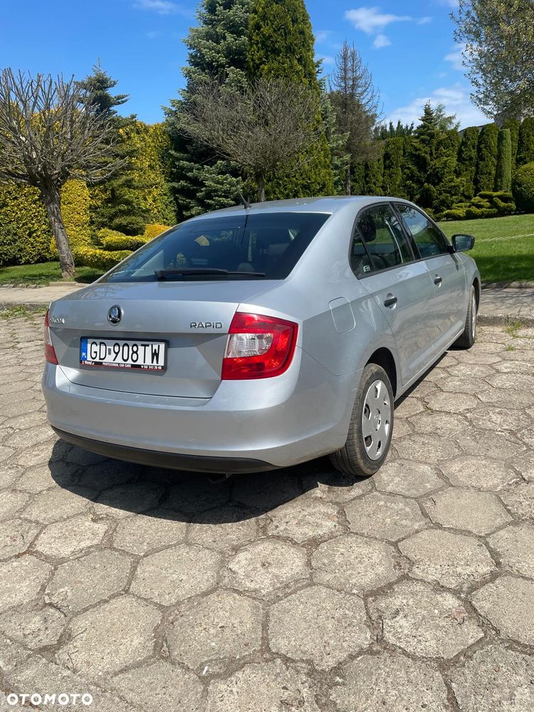 Skoda RAPID 1.2 TSI Active - 2