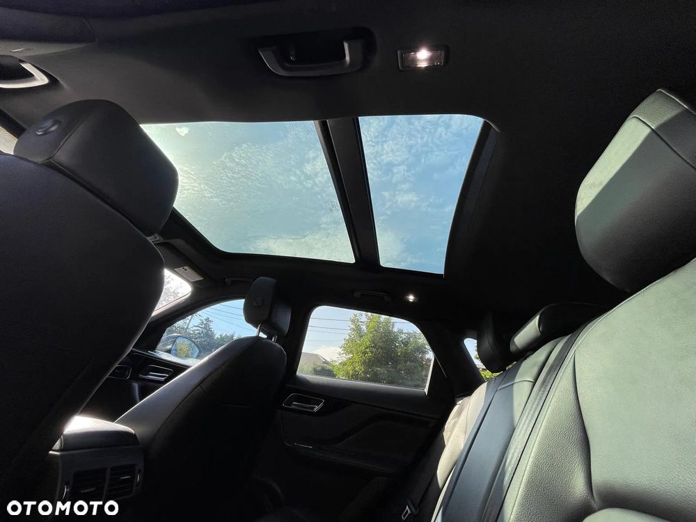 Jaguar F-Pace 25t AWD Prestige - 23