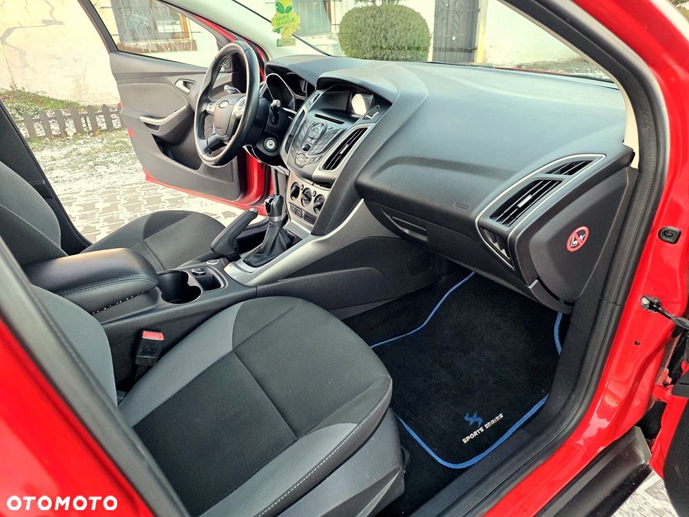 Ford Focus 1.6 FF Trend - 30