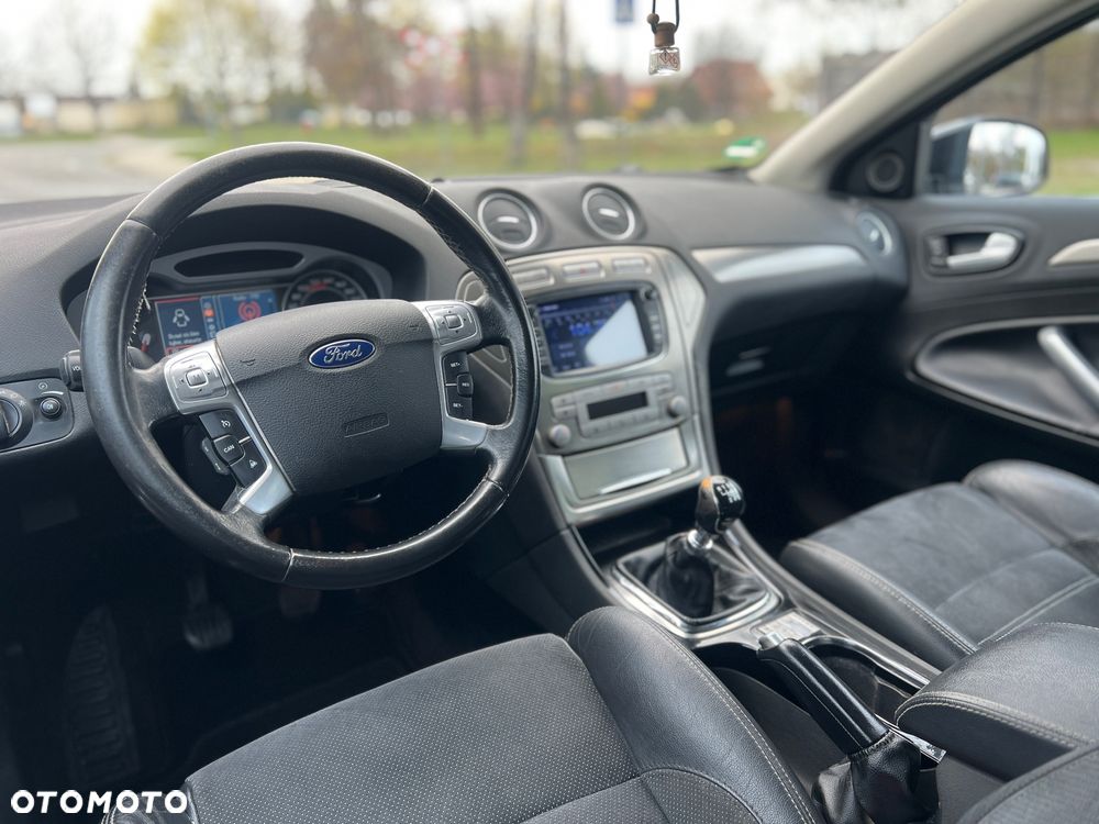 Ford Mondeo 2.0 TDCi Titanium X - 13