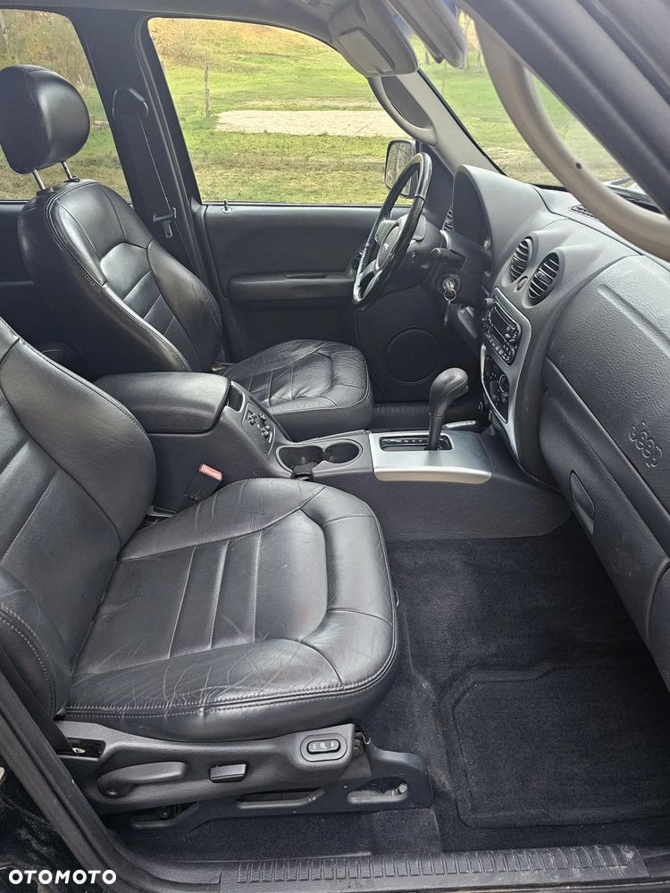 Jeep Cherokee 3.7L Limited - 16