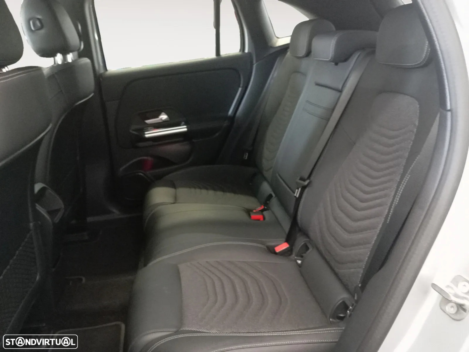 Mercedes-Benz EQA 250+ Edition - 15