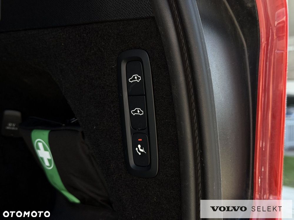 Volvo XC 90 - 13