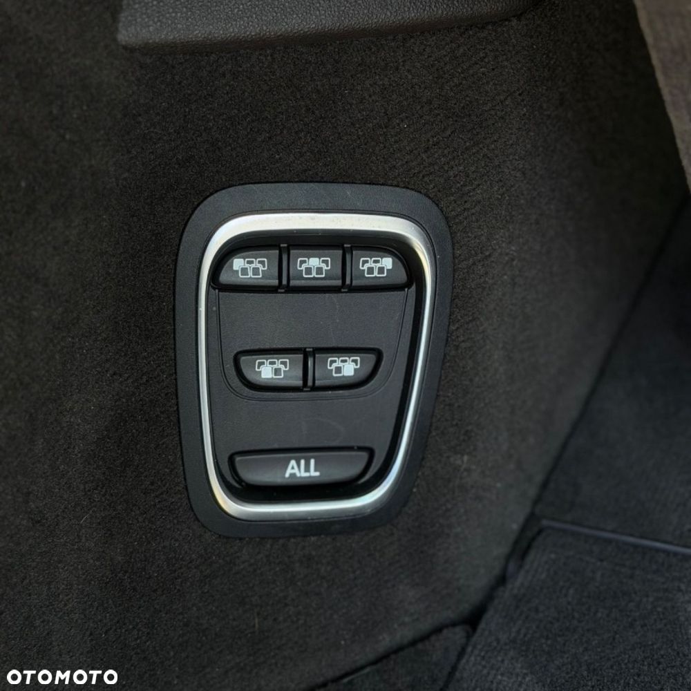 Renault Espace 1.6 dCi Energy SL Techno EDC 7 os - 28