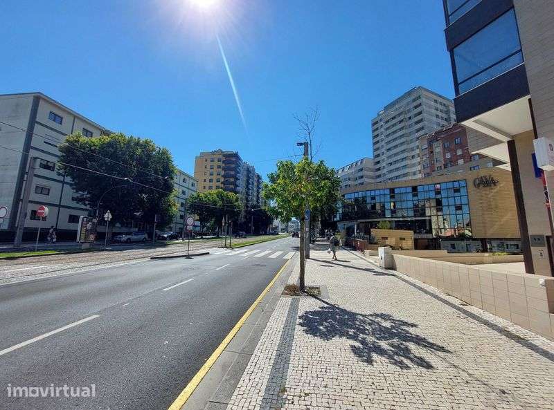 Lugar garagem duplo plena avenida de gaia ao Carpa - Grande imagem: 3/7