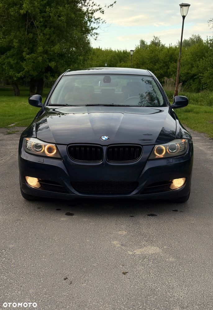 BMW Seria 3 318d - 5