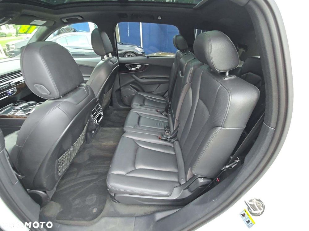 Audi Q7 3.0 TFSI Quattro Tiptronic - 8