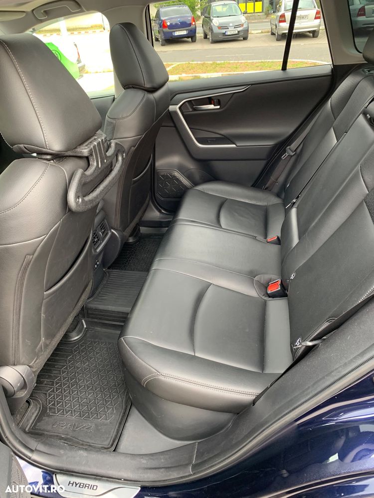 TOYOTA RAV4 2019 — imagine 8