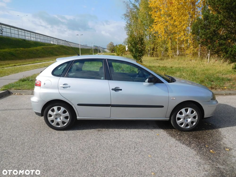 Seat Ibiza 1.4 16V Reference - 15