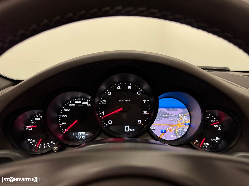 Porsche 911 (991) Carrera 2 - 48