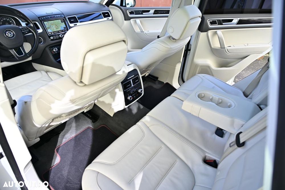 Volkswagen Touareg 3.0 V6 TDI SCR Blue Motion DPF Automatik Exclusive - 11