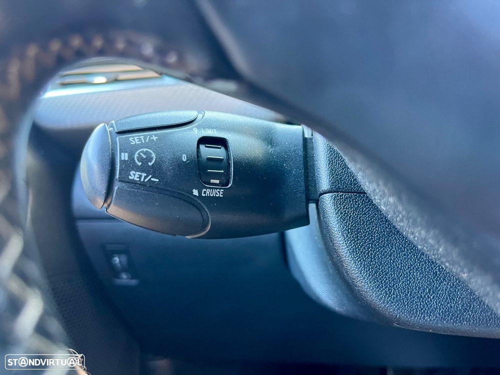 Peugeot 2008 1.2 PureTech Style - 51